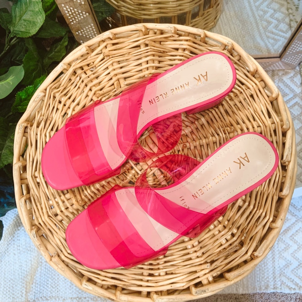 NWOT Anne Klein fuchsia pink Block Sandals with clear straps - Picture 3 of 5